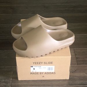 Adidas Yeezy Slides Earth Brown